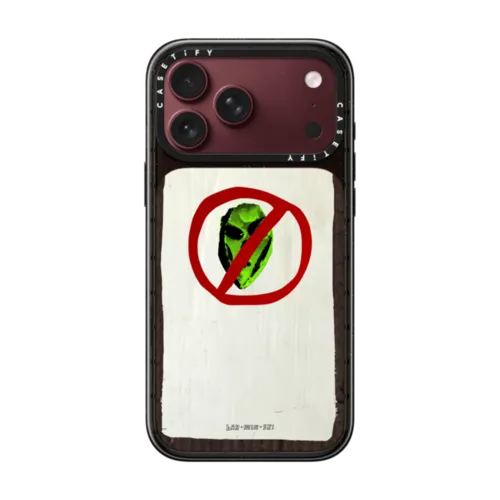 iPhone 18 Pro Max - No Alien