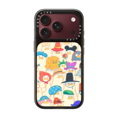 iPhone 18 Pro - Duck Hat Parade