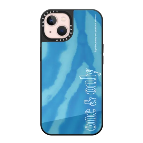 iPhone 13 - River Blue Dye