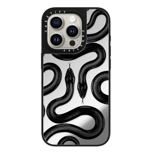 iPhone 15 Pro - Black Kingsnake