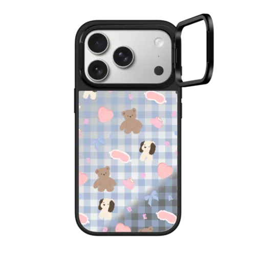 iPhone 17 Pro - Sleepwalking Bear