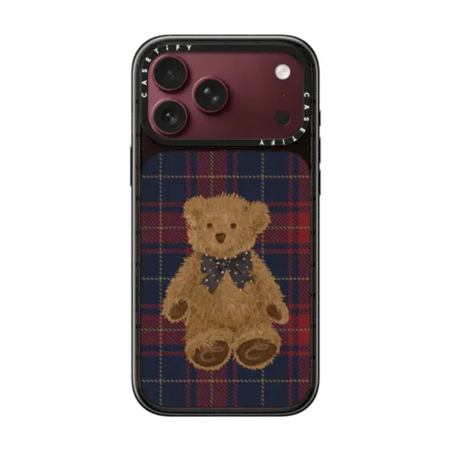 iPhone 18 Pro Max - Teddy Bear Plaid