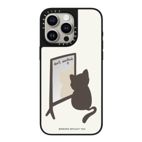 iPhone 15 Pro Max - overthinking cat