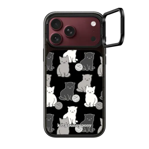 iPhone 18 Pro Max - Little Kitten Case