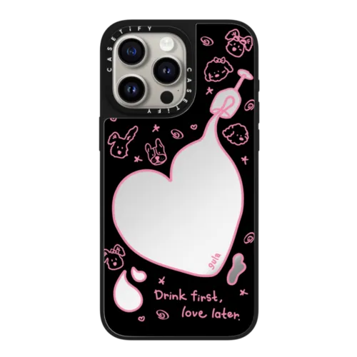 iPhone 15 Pro Max - drink first
